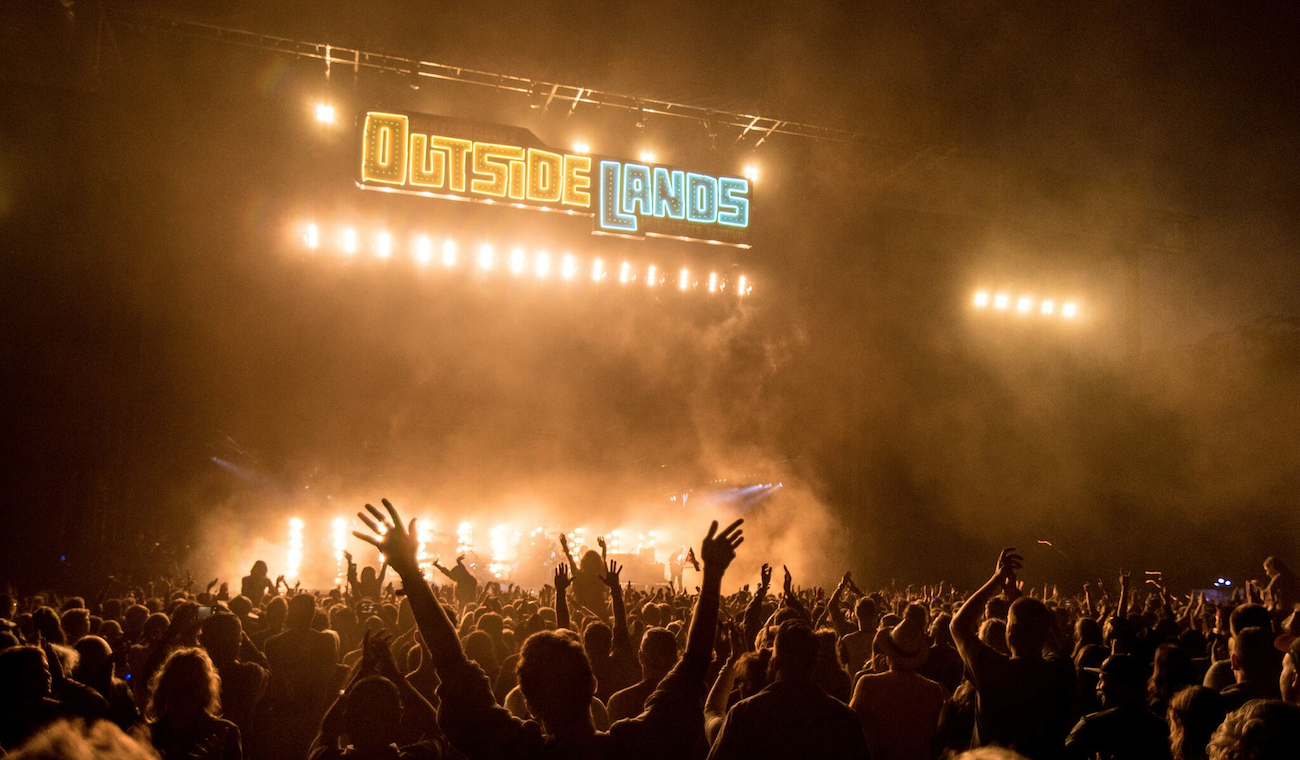 Outside Lands night crowd photo by Andrew Jorgensen