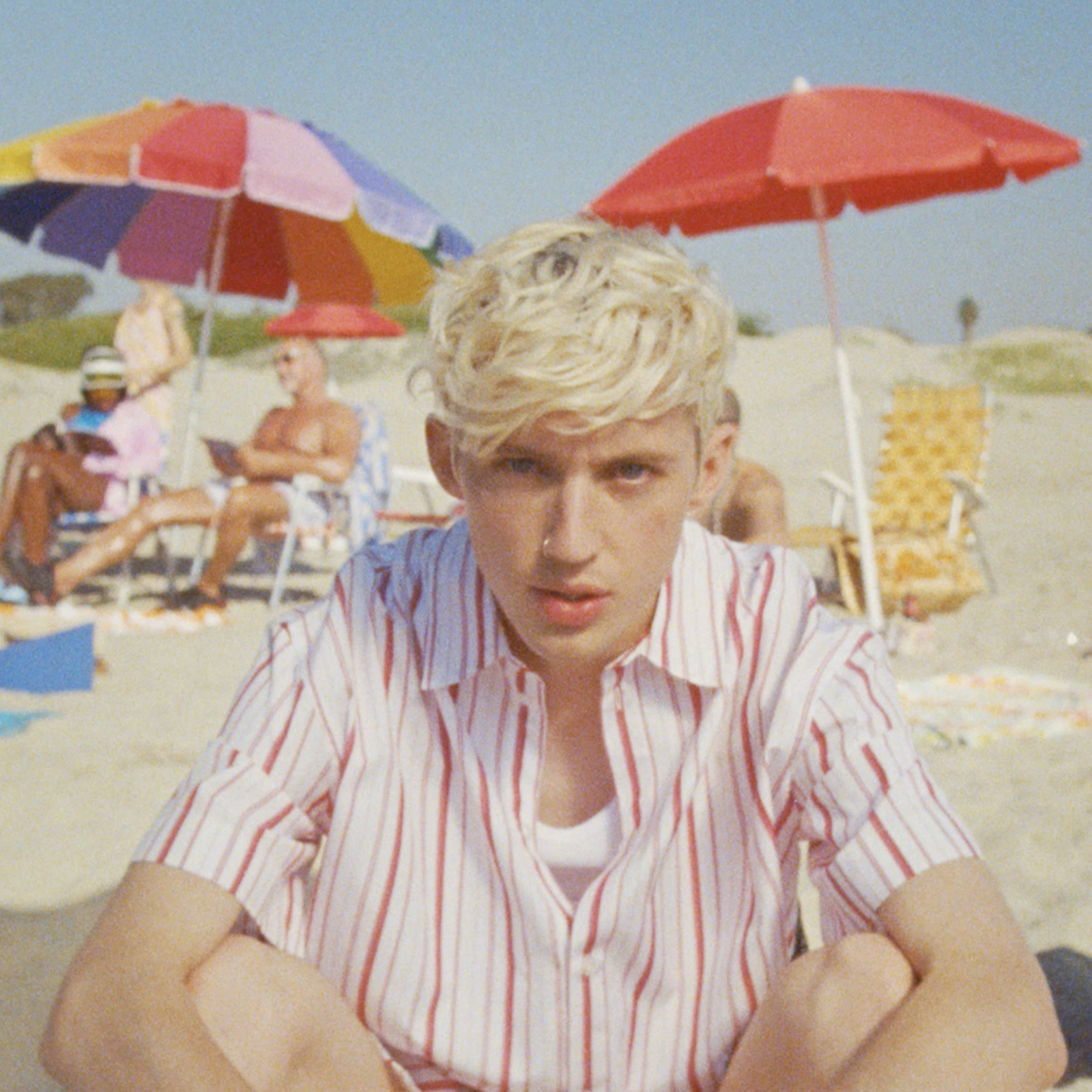 Screenshot of Troye Sivan from the Lucky Strike video