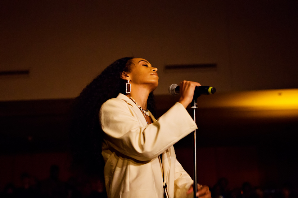 Solange performing at Devotional Sound (photo by Mary Kang)