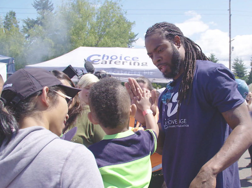 richard sherman t shirt