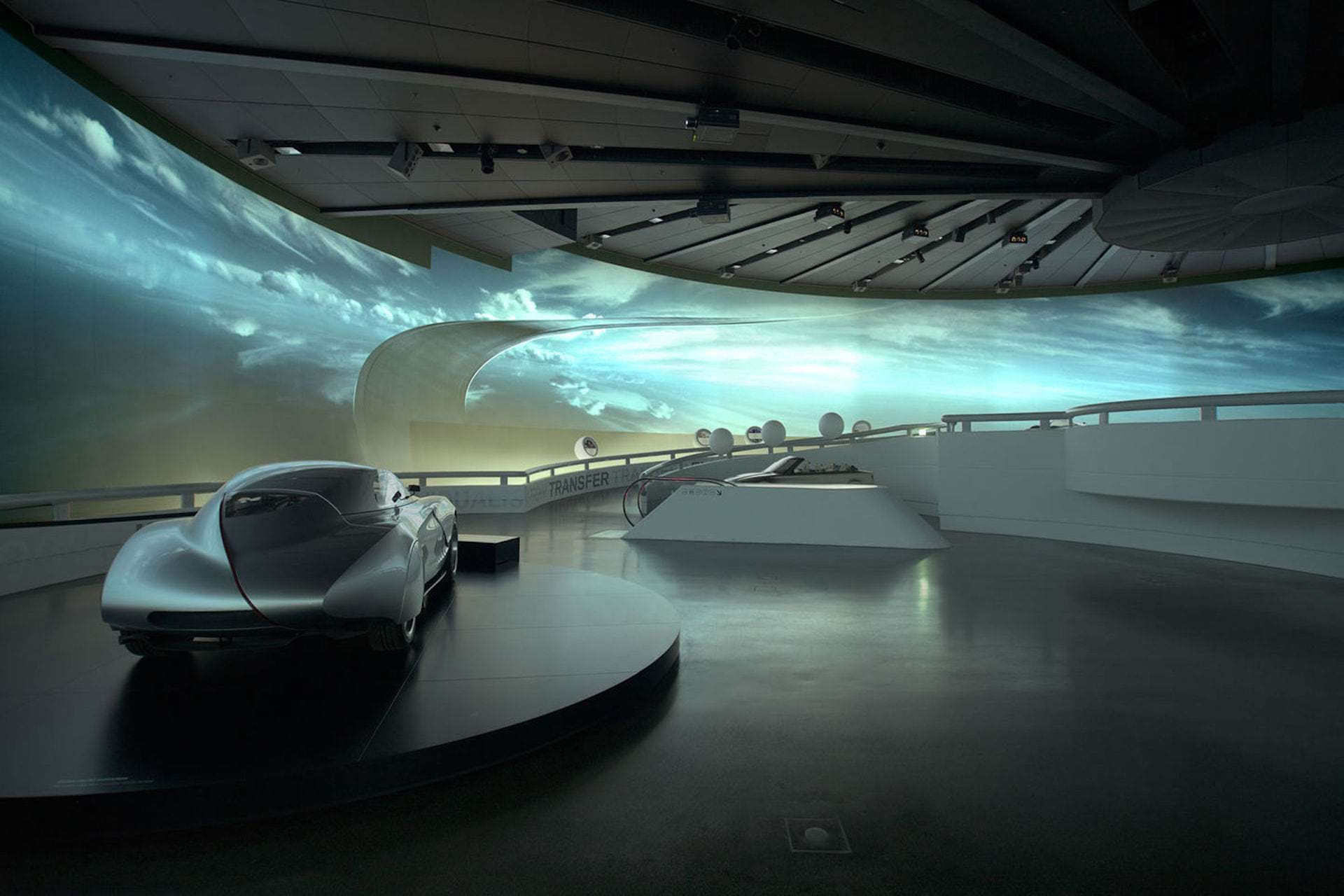 Sebuah pameran dari Museum BMW di Munich, Jerman