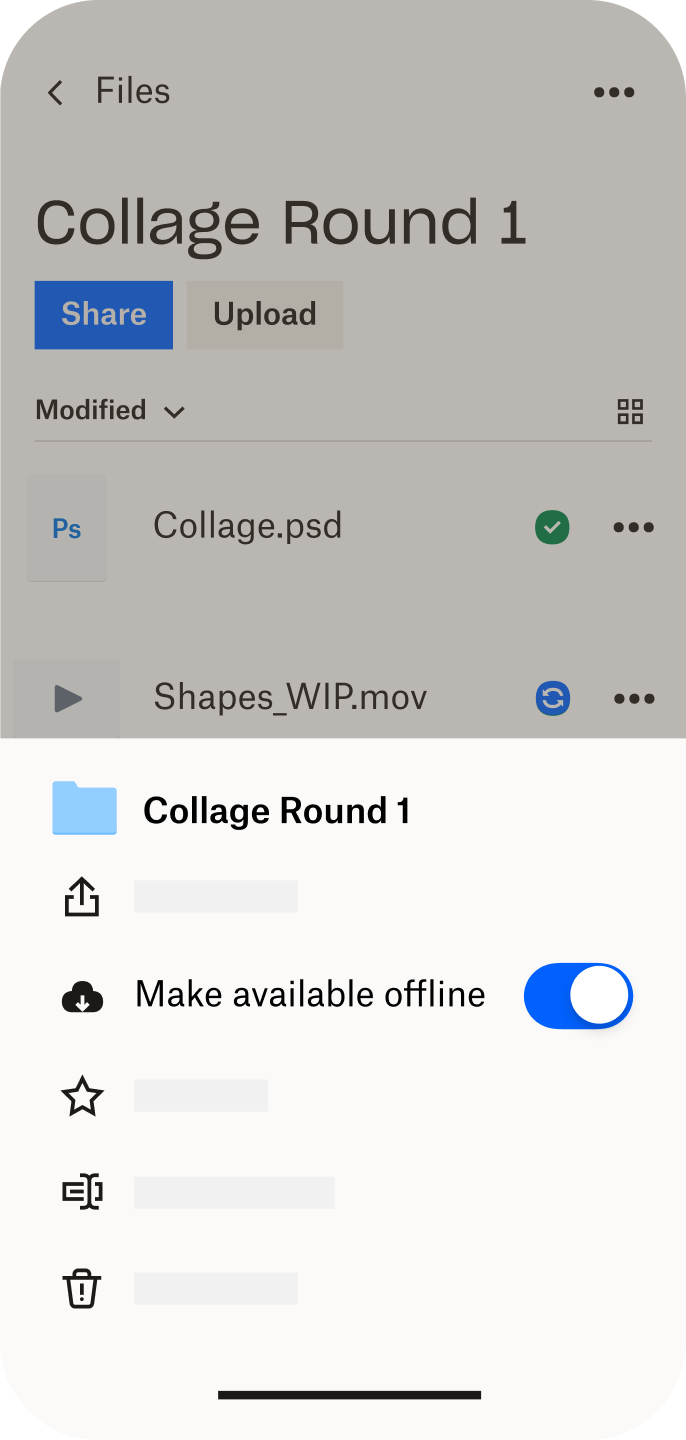 Un usuario que selecciona la opción “Hacer que esté disponible sin conexión” para una carpeta en Dropbox